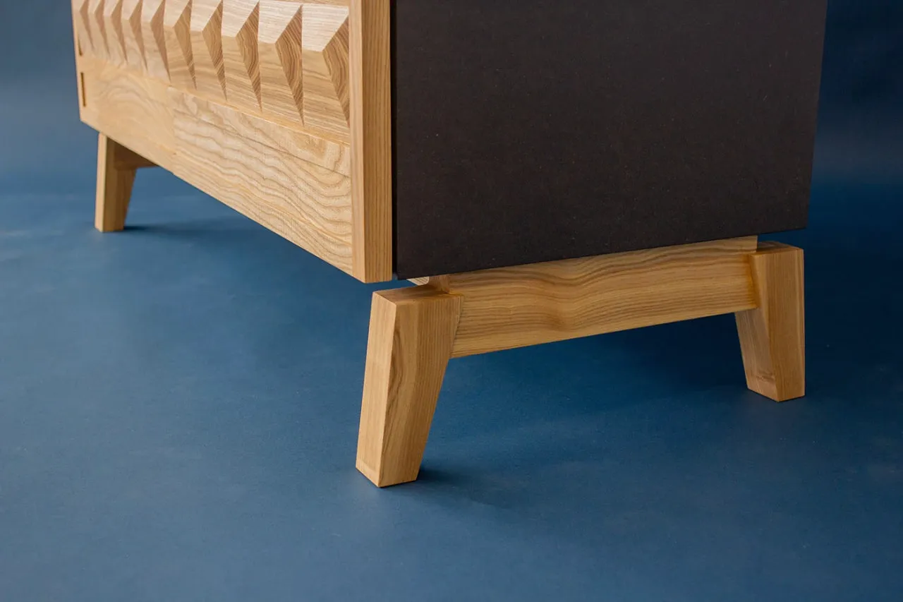 «The Wall» Dresser — 7